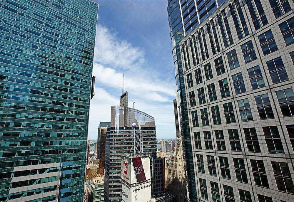 Hilton Garden Inn New York - Times Square Central Bagian luar foto